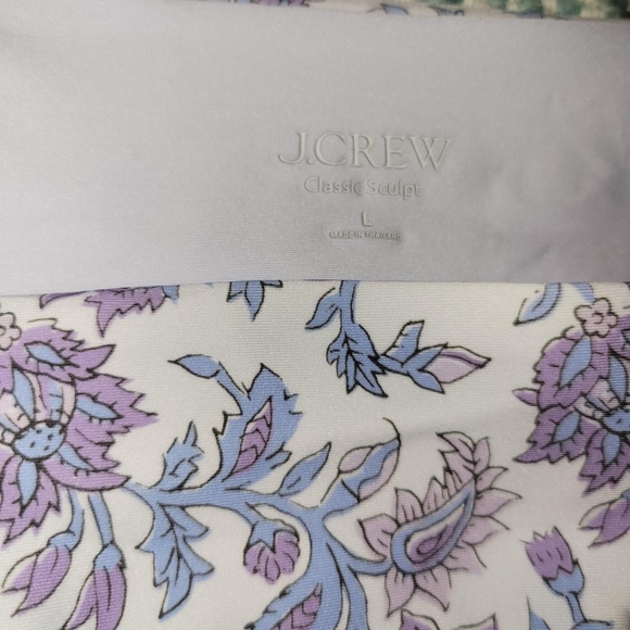 Floral Bikini Set in Purple and White - Picture 6 of 6